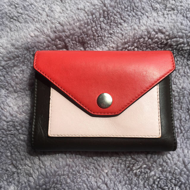 celine(セリーヌ)のCELINE  ミディアム三つ折り財布 レディースのファッション小物(財布)の商品写真