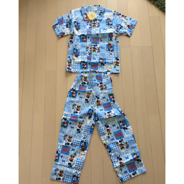 Disney(ディズニー)のDisneyキッズ用パジャマ夏用（新品） キッズ/ベビー/マタニティのキッズ服男の子用(90cm~)(パジャマ)の商品写真