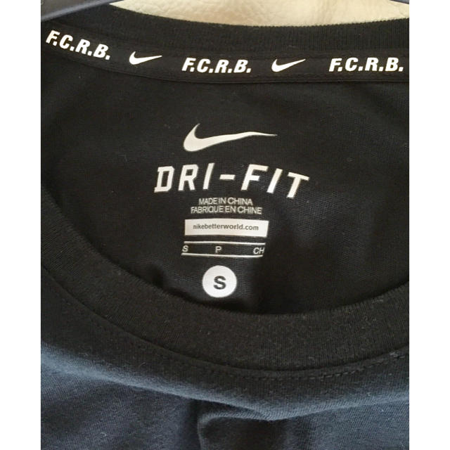 F.C.R.B.(エフシーアールビー)のふりらー様 専用  FCRB NIKE real Bristol  メンズのトップス(Tシャツ/カットソー(半袖/袖なし))の商品写真