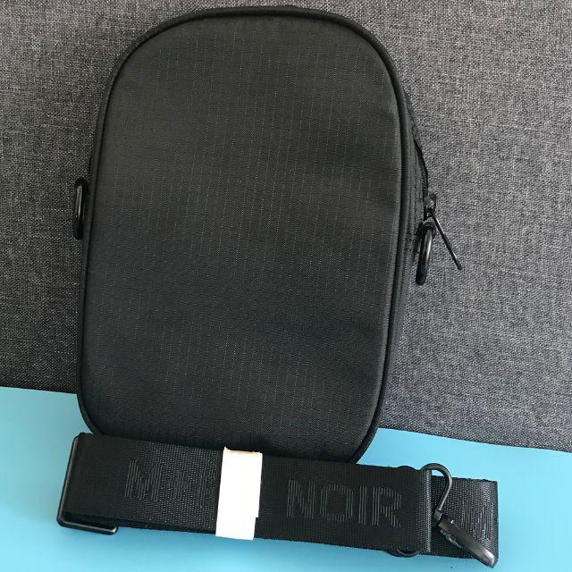 M+RC NOIR マルシェノア ショルダーバッグ ボディバッグ ブラック メンズのバッグ(ボディーバッグ)の商品写真