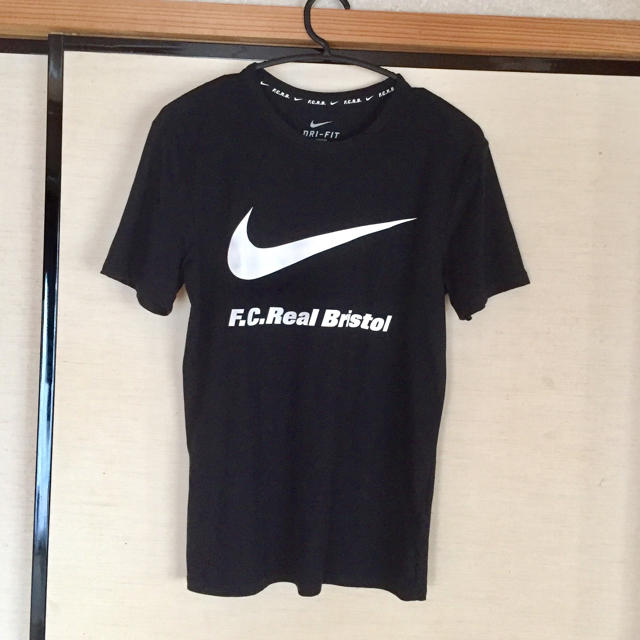 F.C.R.B.(エフシーアールビー)のまぁーくん様 専用   FCRB NIKE real Bristol メンズのトップス(Tシャツ/カットソー(半袖/袖なし))の商品写真
