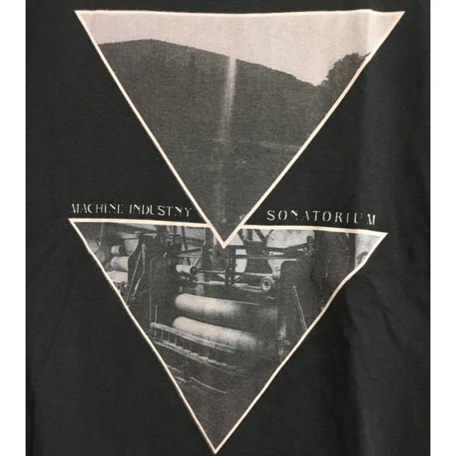 FACTOTUM(ファクトタム)のFACTOTUM グラフィックプリントTシャツ フォトTシャツ メンズのトップス(Tシャツ/カットソー(半袖/袖なし))の商品写真