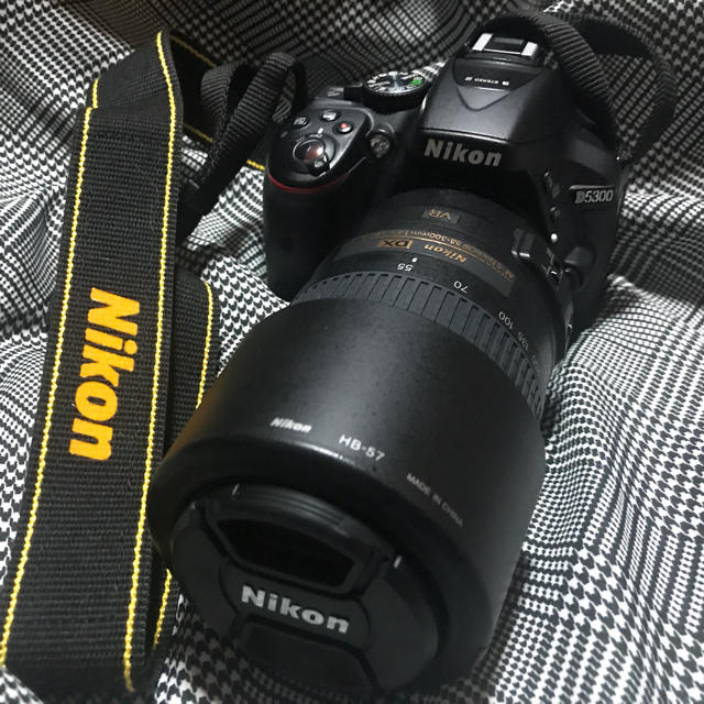Nikon D5300 ダブルズームキット(標準レンズなし)
