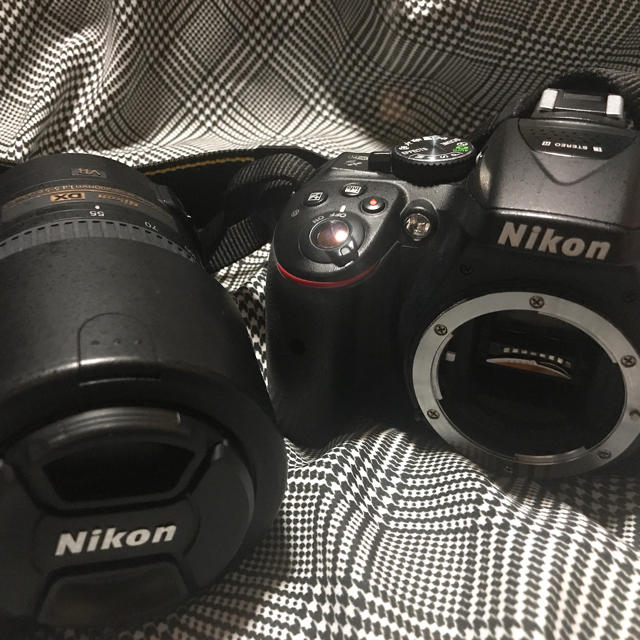 Nikon D5300 ダブルズームキット(標準レンズなし)