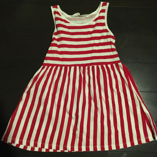 H&M(エイチアンドエム)のお値下げ！キッズ ワンピース キッズ/ベビー/マタニティのキッズ服女の子用(90cm~)(ワンピース)の商品写真