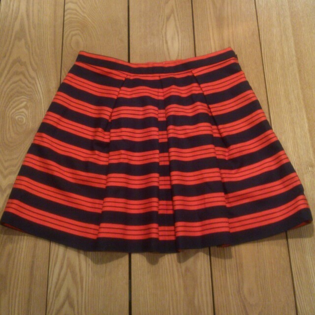 GAP(ギャップ)のGAP☆フレアースカート レディースのスカート(ひざ丈スカート)の商品写真