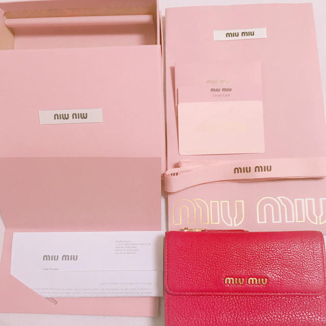 ファッション小物miumiu 折りたたみ財布