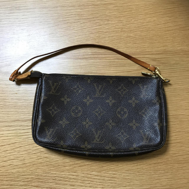 LOUIS VUITTON(ルイヴィトン)のルイヴィトン アクセサリーポーチ レディースのバッグ(ハンドバッグ)の商品写真