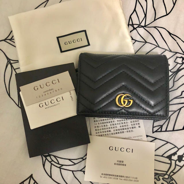 Gucci   Gucci 二つ折り財布の通販 by yuuuko's shop｜グッチならラクマ