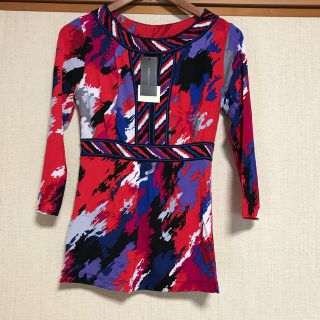 ビーシービージーマックスアズリア(BCBGMAXAZRIA)の新品 BCBGMAXAZRIA  カットソーシャツ(シャツ/ブラウス(長袖/七分))