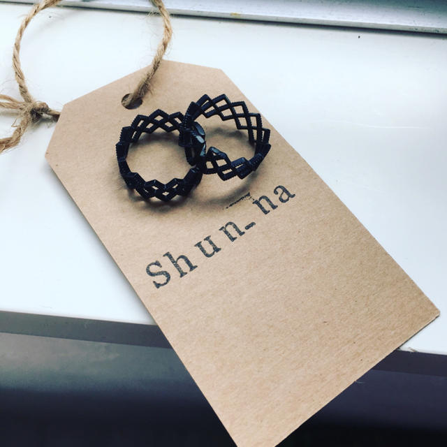 dholic(ディーホリック)のスペシャルプライス！Black ring ハンドメイドのアクセサリー(リング)の商品写真