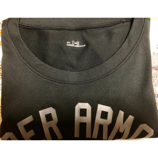 UNDER ARMOUR(アンダーアーマー)の美品 アンダーアーマー   Tシャツ  レディース用 レディースのトップス(Tシャツ(半袖/袖なし))の商品写真