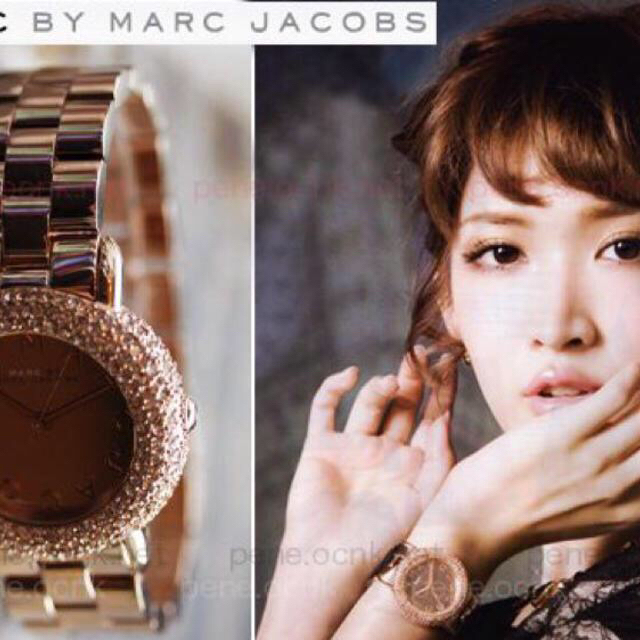 MARC BY MARC JACOBS(マークバイマークジェイコブス)のマークバイマークジェイコブス時計 レディースのファッション小物(腕時計)の商品写真