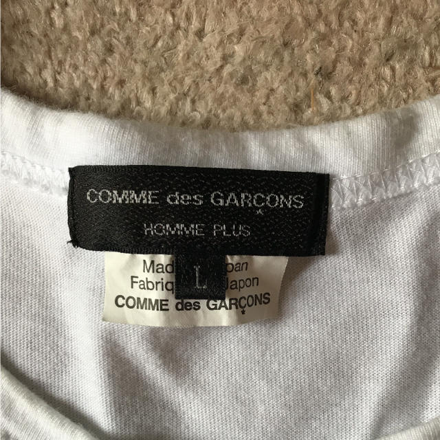 COMME des GARCONS(コムデギャルソン)のコムデギャルソン Tシャツ メンズのトップス(Tシャツ/カットソー(半袖/袖なし))の商品写真