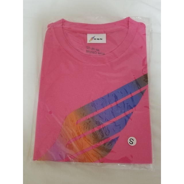 Kis-My-Ft2(キスマイフットツー)のTシャツ　2014 Kis-My-Journey
新品未開封　ピンク　S エンタメ/ホビーのタレントグッズ(アイドルグッズ)の商品写真