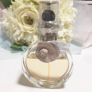 ヴァレンティノ(VALENTINO)のVALENTINO  ヴァレンティノ ヴァレンティナ  オーデパルファム30ml(香水(女性用))