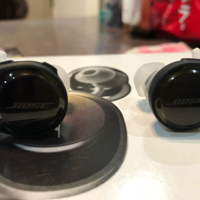 BOSE(ボーズ)のトラ吉様Bose SoundSport Free wireless 国内正規品 スマホ/家電/カメラのオーディオ機器(ヘッドフォン/イヤフォン)の商品写真