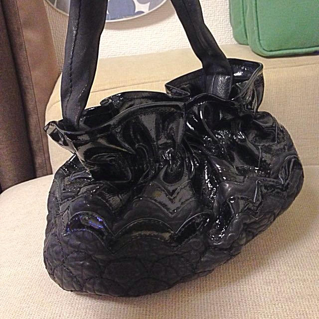 TSUMORI CHISATO(ツモリチサト)の ツモリチサト新品レザーバッグ専用袋付き レディースのバッグ(ハンドバッグ)の商品写真