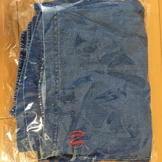 UNDEFEATED(アンディフィーテッド)の【定価以下 新品】Lサイズ UNDEFEATED DENIM SHORT デニム メンズのパンツ(ショートパンツ)の商品写真