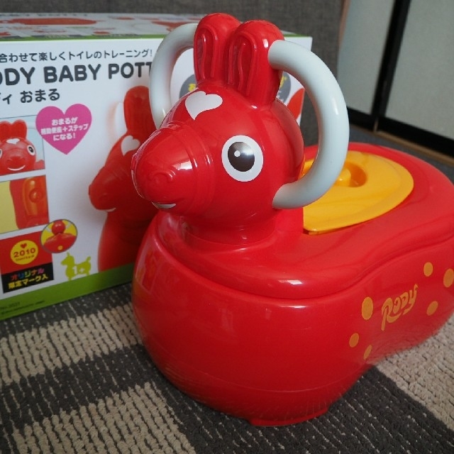 Rody(ロディ)の★ロディ おまる レッド 2010年限定モデル★ キッズ/ベビー/マタニティのおむつ/トイレ用品(ベビーおまる)の商品写真