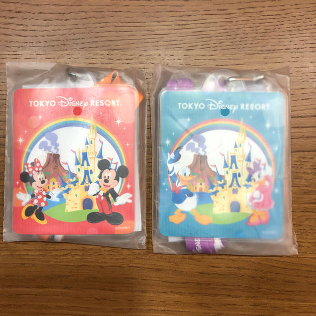 Disney(ディズニー)のsyo様ご専用＊JALパック東京ディズニーリゾートパスポートホルダー2点セット エンタメ/ホビーのおもちゃ/ぬいぐるみ(キャラクターグッズ)の商品写真
