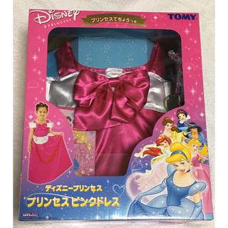Takara Tomy プリンセス ピンクドレス ディズニープリンセス 新品未開封の通販 ラクマ