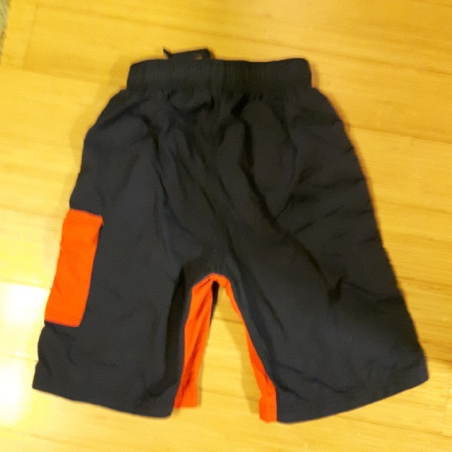 NIKE(ナイキ)のりんご様専用 NIKE 水着 キッズ 130-140 キッズ/ベビー/マタニティのキッズ服男の子用(90cm~)(水着)の商品写真