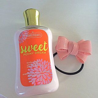 バスアンドボディーワークス(Bath & Body Works)のボディクリームxヘアゴム(その他)