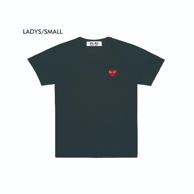 COMME des GARCONS(コムデギャルソン)のPLAYコムデギャルソン　ワンポイント赤ハートTシャツ　BLK/S 新品　送料込 レディースのトップス(Tシャツ(半袖/袖なし))の商品写真