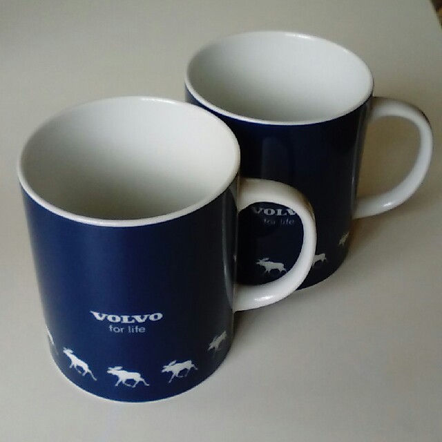 Volvo(ボルボ)のVOLVO マグカップ インテリア/住まい/日用品のキッチン/食器(グラス/カップ)の商品写真
