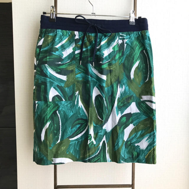 TOMORROWLAND(トゥモローランド)のトゥモローランド BACCA コットンスカート レディースのスカート(ひざ丈スカート)の商品写真