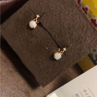 agete - アガットK10現行品オパールダイヤモンドピアス エテ4°C