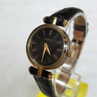 グッチ(GUCCI)のGUCCI腕時計　オールドグッチWG レディースクォーツ
(腕時計)