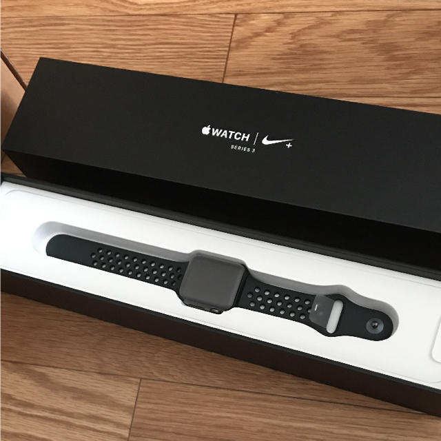 Apple Watch - Apple Watch Nike + series3 38mmの通販 by みこ's shop｜アップルウォッチならラクマ