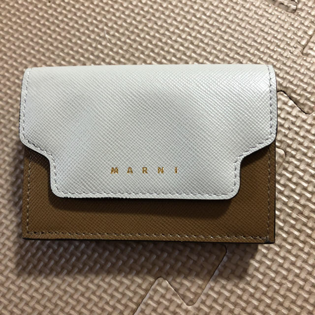 Marni - MARNI 三つ折り財布の通販 by AJ☆SHOP｜マルニならラクマ