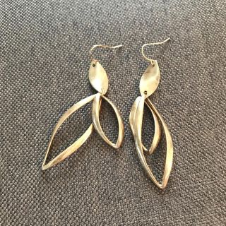 ゴア(goa)のゴールドピアス(ピアス)