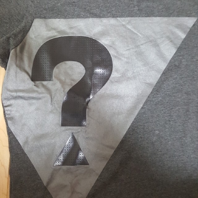 GUESS(ゲス)のクー様専用GUESS　ゲス　Tシャツ レディースのトップス(Tシャツ(半袖/袖なし))の商品写真