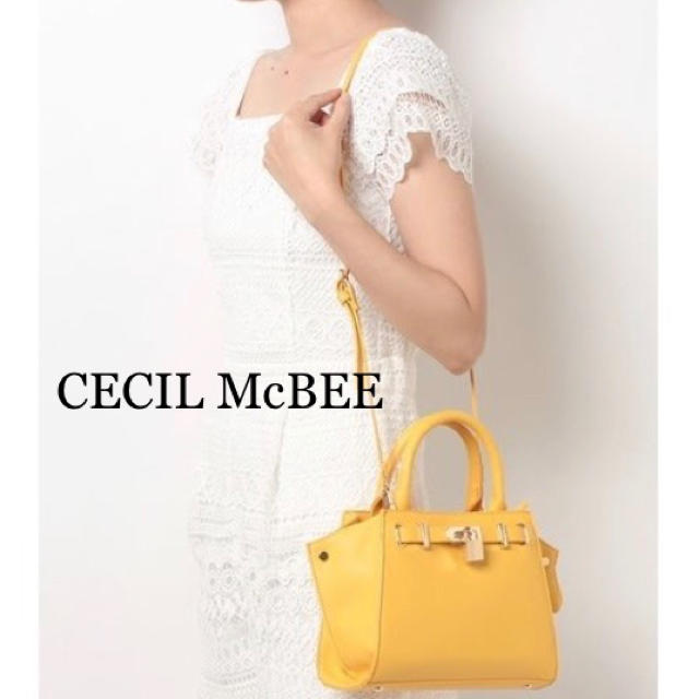 CECIL McBEE(セシルマクビー)の値下げ中♡CECIL McBEE キーチャーム付きバッグ レディースのバッグ(ショルダーバッグ)の商品写真