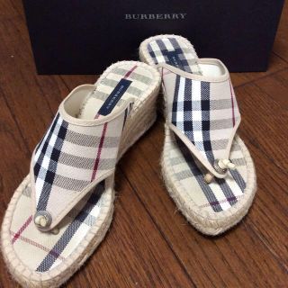 バーバリー(BURBERRY)のバーバリー トングサンダル(サンダル)