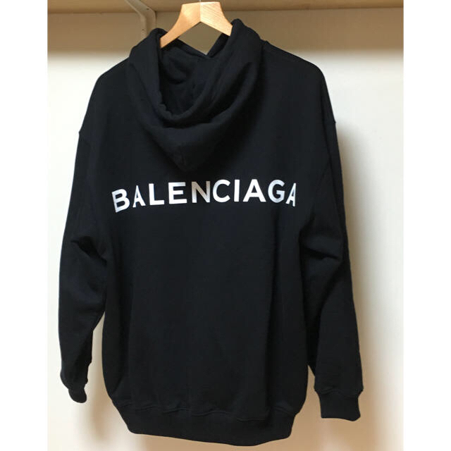 上品なスタイル Balenciaga - BALENCIAGAバレンシアガバックロゴ