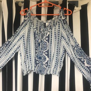 エイチアンドエム(H&M)のH＆M オフショル(カットソー(長袖/七分))