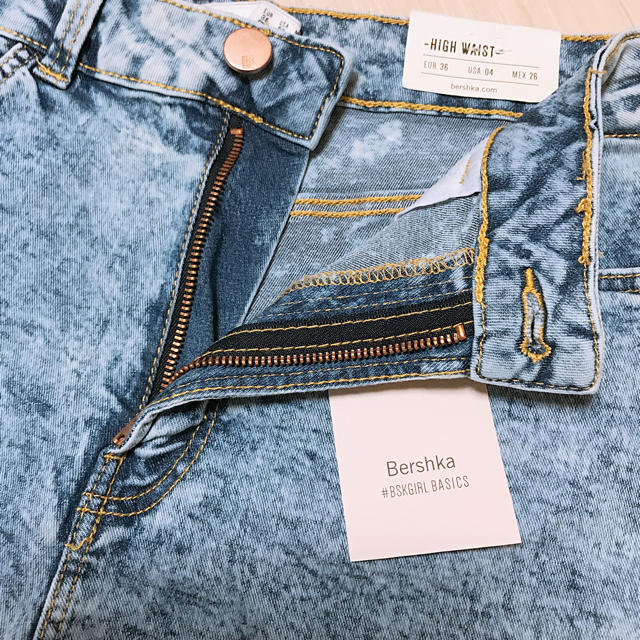 Bershka(ベルシュカ)の値下げしました‼︎Bershka ショートパンツ レディースのパンツ(ショートパンツ)の商品写真