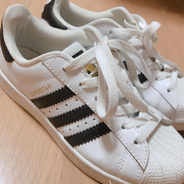 adidas(アディダス)のadidas SUPERSTAR レディースの靴/シューズ(スニーカー)の商品写真