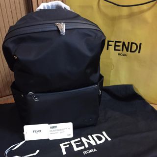 フェンディ(FENDI)の新品 FENDI 2018SS バックパック リュック ブラック 送料無料(バッグパック/リュック)