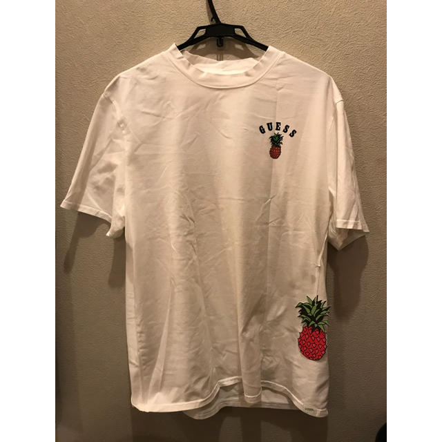 GUESS(ゲス)のGuess jeans farmers market tシャツ XL 新品未使用 メンズのトップス(Tシャツ/カットソー(半袖/袖なし))の商品写真