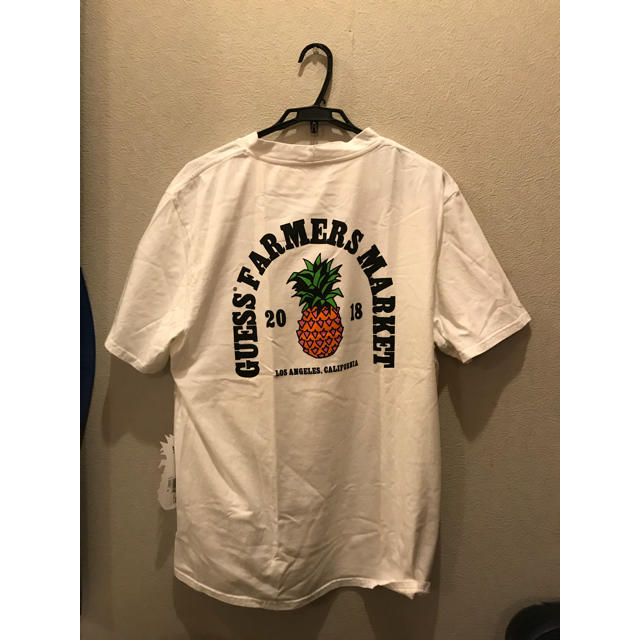 GUESS(ゲス)のGuess jeans farmers market tシャツ XL 新品未使用 メンズのトップス(Tシャツ/カットソー(半袖/袖なし))の商品写真