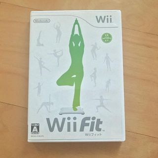 ニンテンドウ(任天堂)のWii Fit【任天堂】(家庭用ゲームソフト)