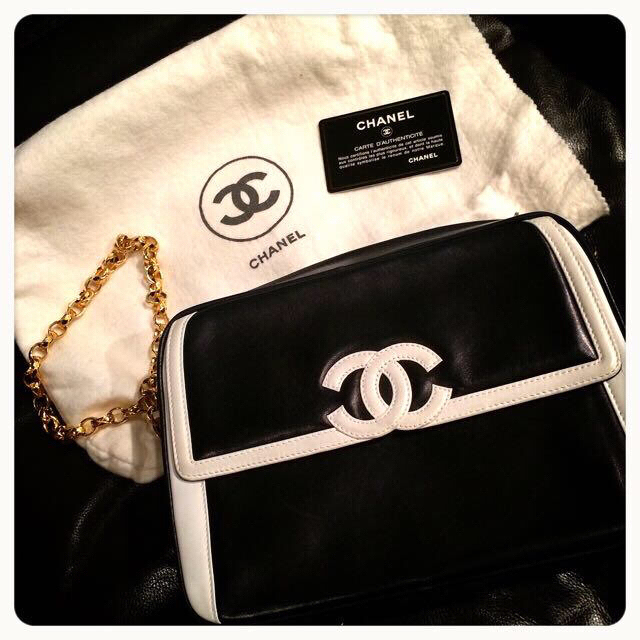 正規品 CHANEL シャネルチェーンバッグ - ショルダーバッグ