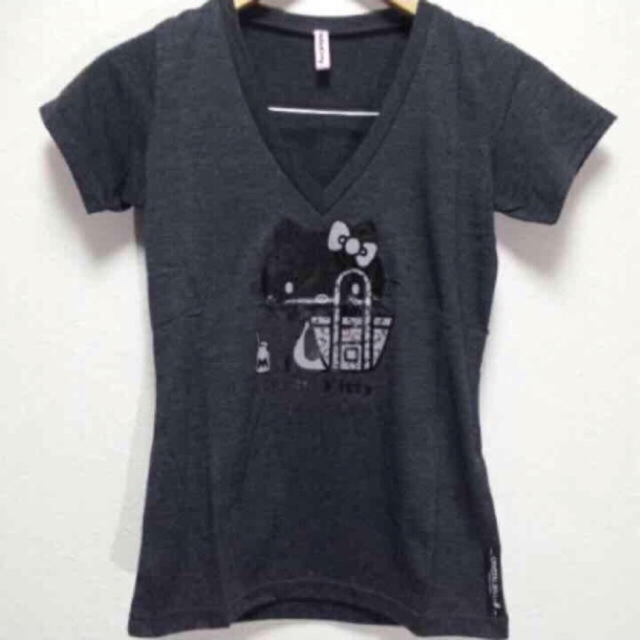 Crystal Ball(クリスタルボール)の新品タグ付き☆クリスタルボール☆ハローキティコラボTシャツ レディースのトップス(Tシャツ(半袖/袖なし))の商品写真