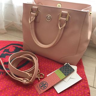 トリーバーチ(Tory Burch)の【エルサさま専用】Tory Burchトリバーチ  ピーチピンクのバック(トートバッグ)